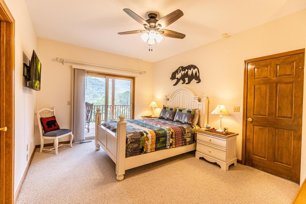 Condo With Stunning Mountain And 6Th Green Views Near Harrahs Cherokee Bryson City Whittier Exteriér fotografie