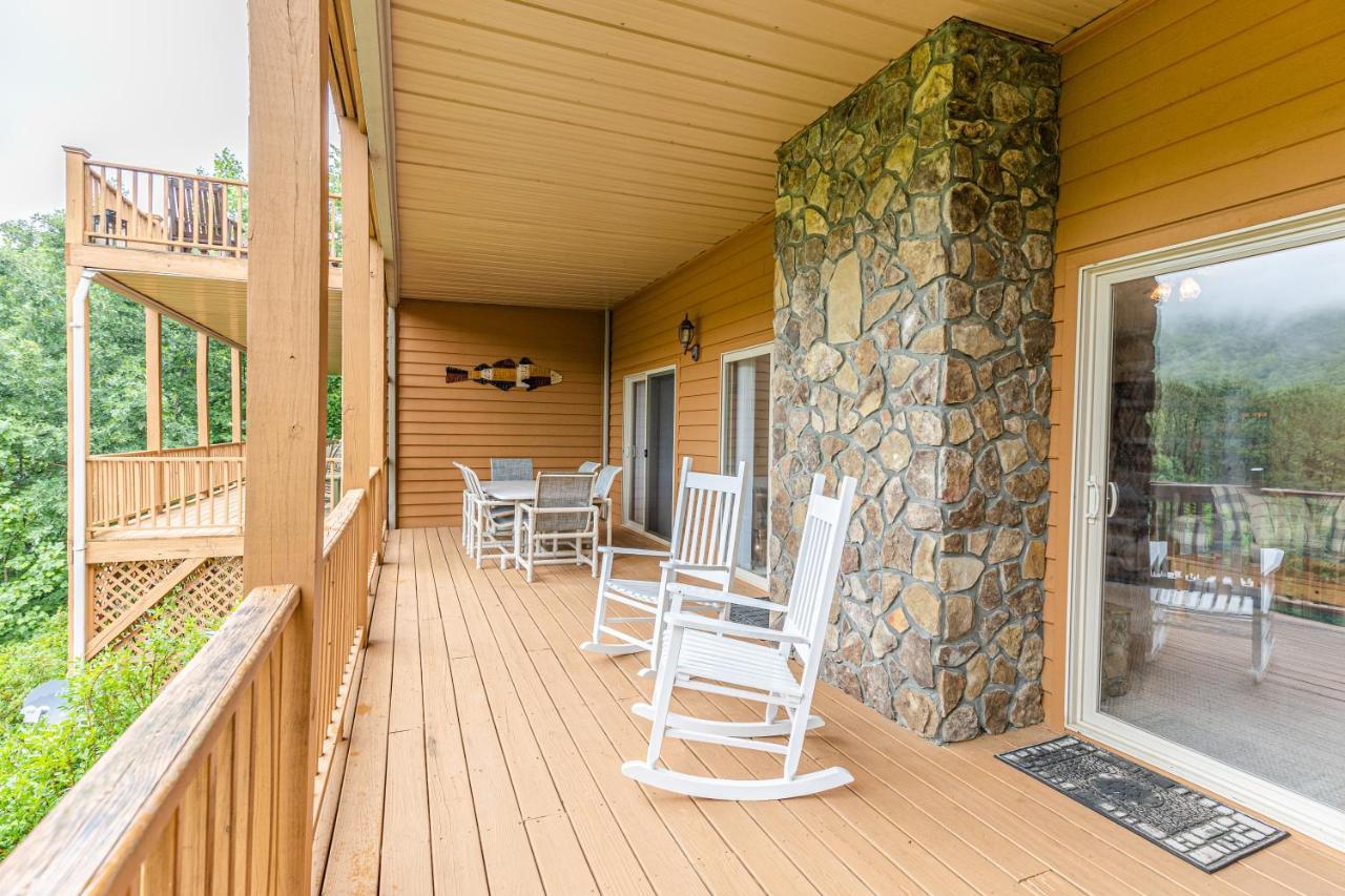 Condo With Stunning Mountain And 6Th Green Views Near Harrahs Cherokee Bryson City Whittier Exteriér fotografie